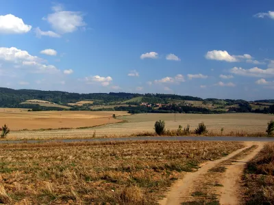 On the way to Oslednice